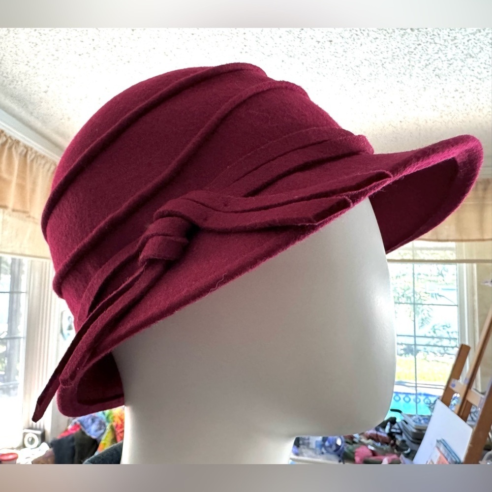 Nordstrom 100% wool burgundy cranberry maroon women’s hat - Picture 2 of 9